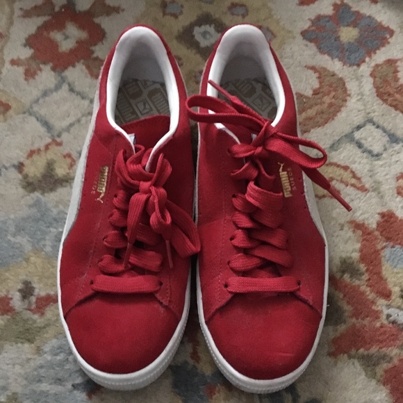 PUMA Cherry Red Suede Clyde Sneakers 7.5 - Worn Once - Picture 1 of 3